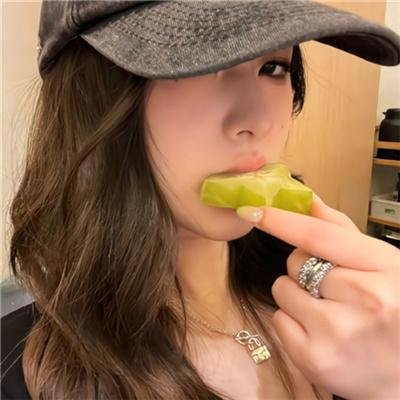 50英尺高的女人
